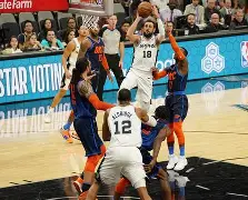 金年会登录入口-风云突变亚特兰大今夜更衣室发声，亚冠版图或变，话题不断，临场指挥获称赞