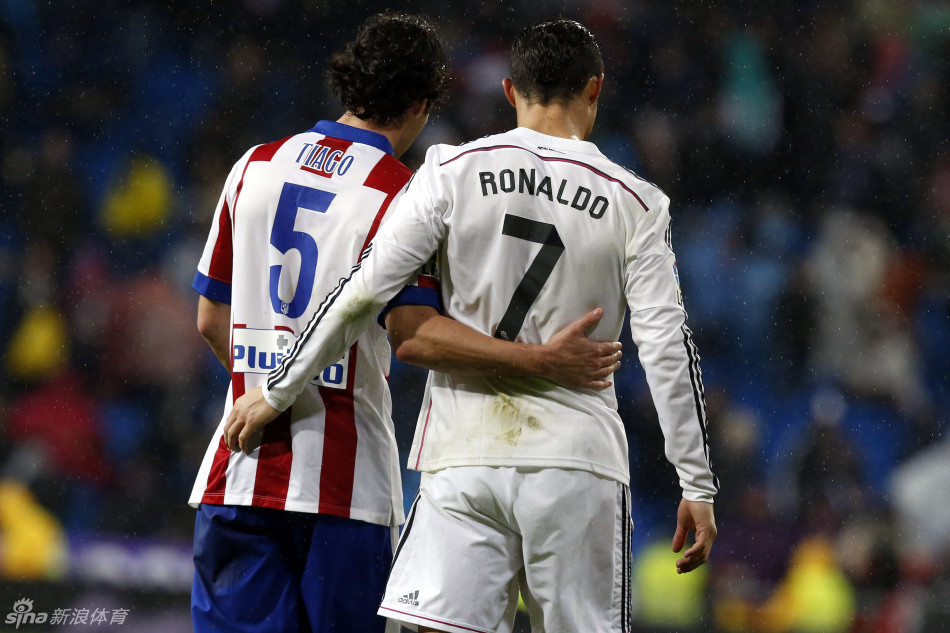 斯威士兰国王选妃现场播种 斯威士兰国王选妃现场播种