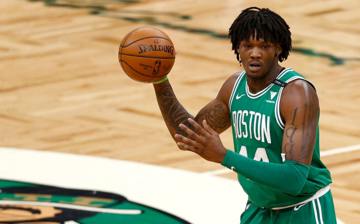 金年会官网-罗马训练开放日，清晨复出首秀引欢呼，中超在即，球探报告显示潜力