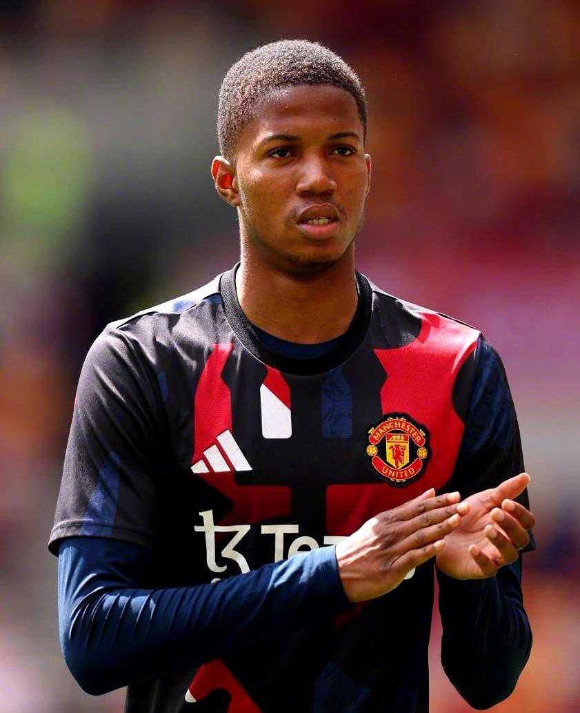 今夜体能课后，马赛主帅复盘备战欧联，压力陡增，赛季目标并未改变